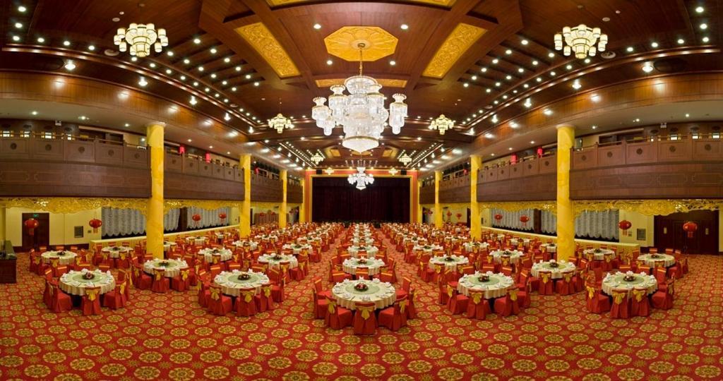 דאלי Regent Hotel מראה חיצוני תמונה