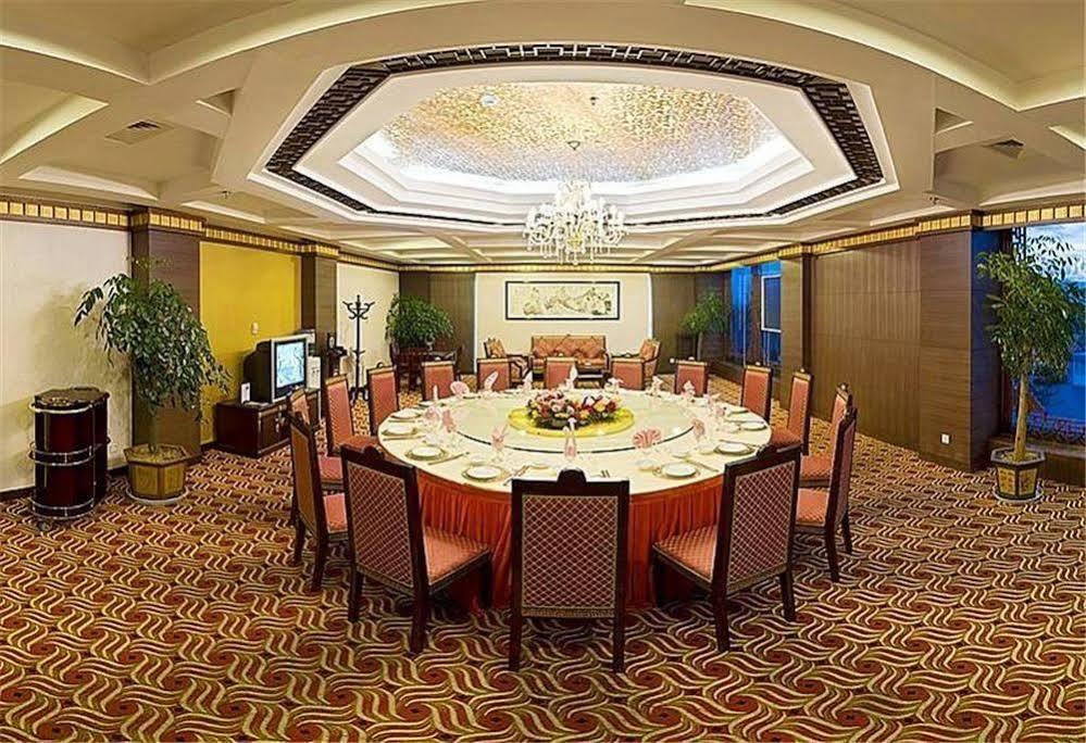 דאלי Regent Hotel מראה חיצוני תמונה