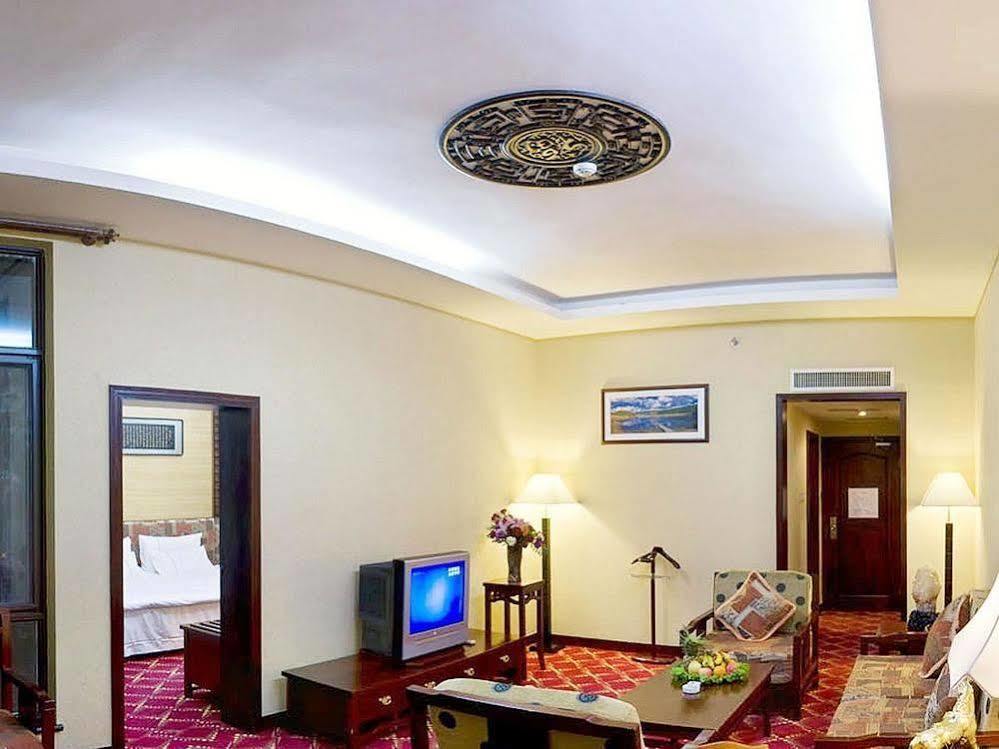 דאלי Regent Hotel מראה חיצוני תמונה