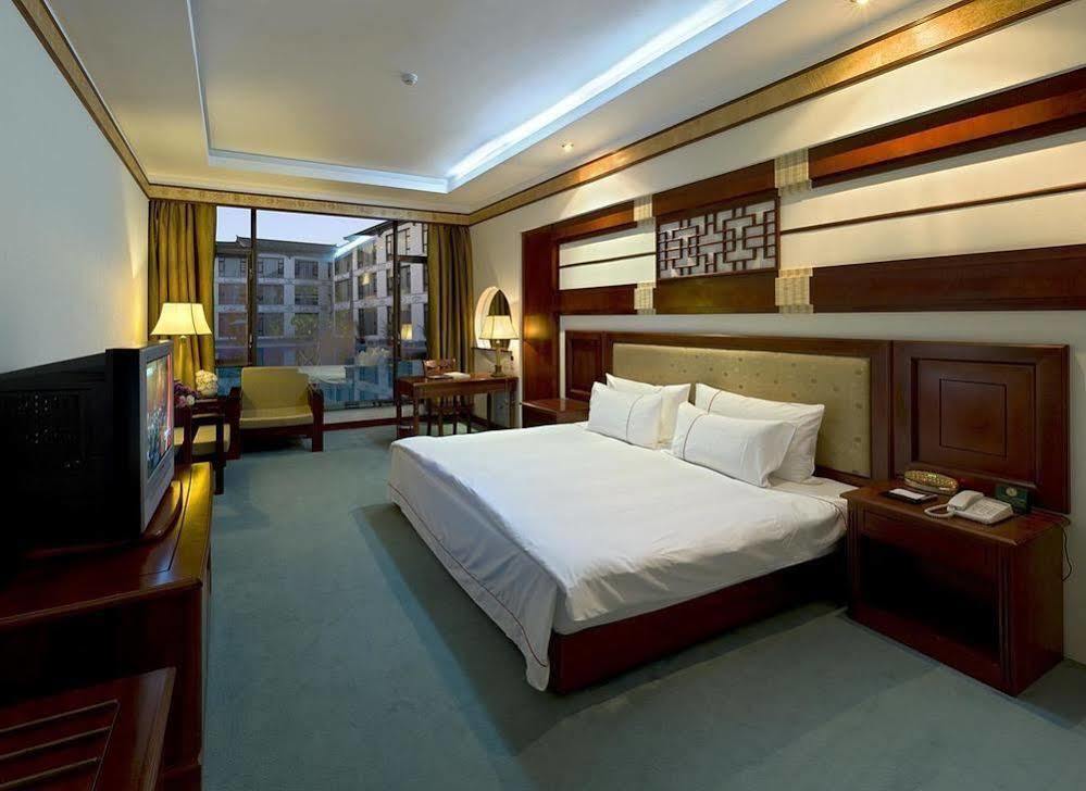 דאלי Regent Hotel מראה חיצוני תמונה