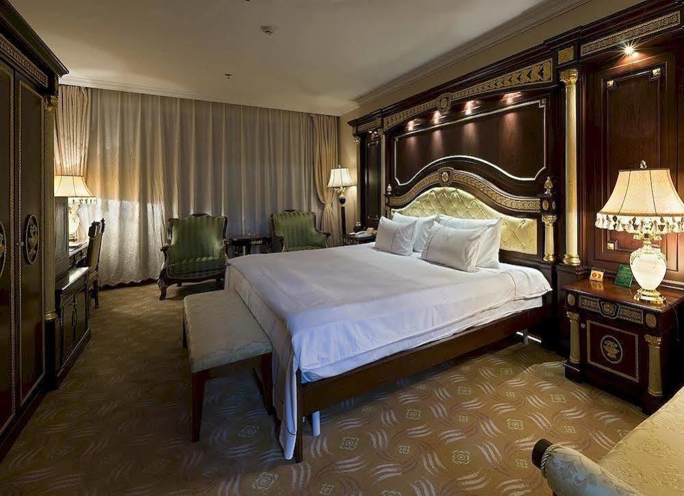 דאלי Regent Hotel מראה חיצוני תמונה