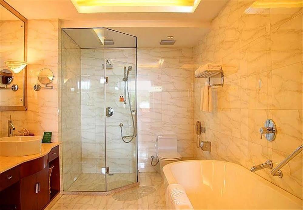 דאלי Regent Hotel מראה חיצוני תמונה